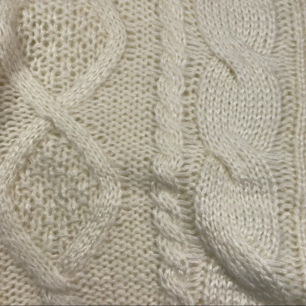 NWT Anthropologie cable knit sweater Size S - Picture 2 of 7